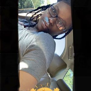 Meet your Posher, Aniya